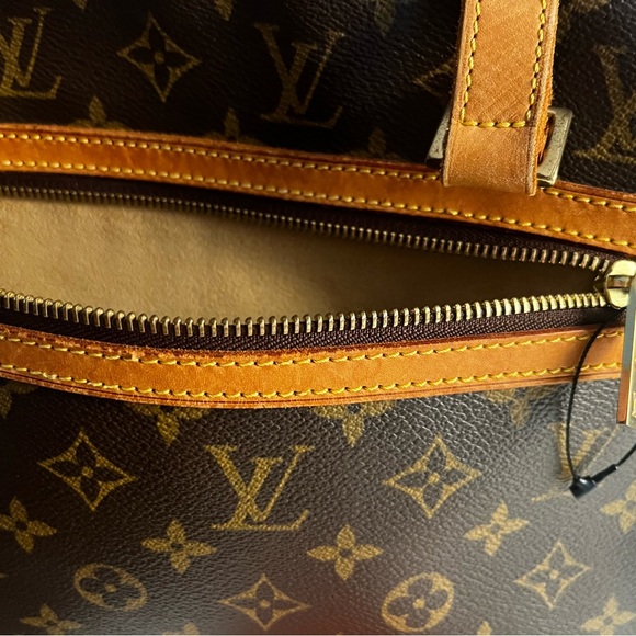 ⭐️Louis Vuitton Monogram Cite GM shoulder bag, excellent condition, authentic - Picture 7 of 16